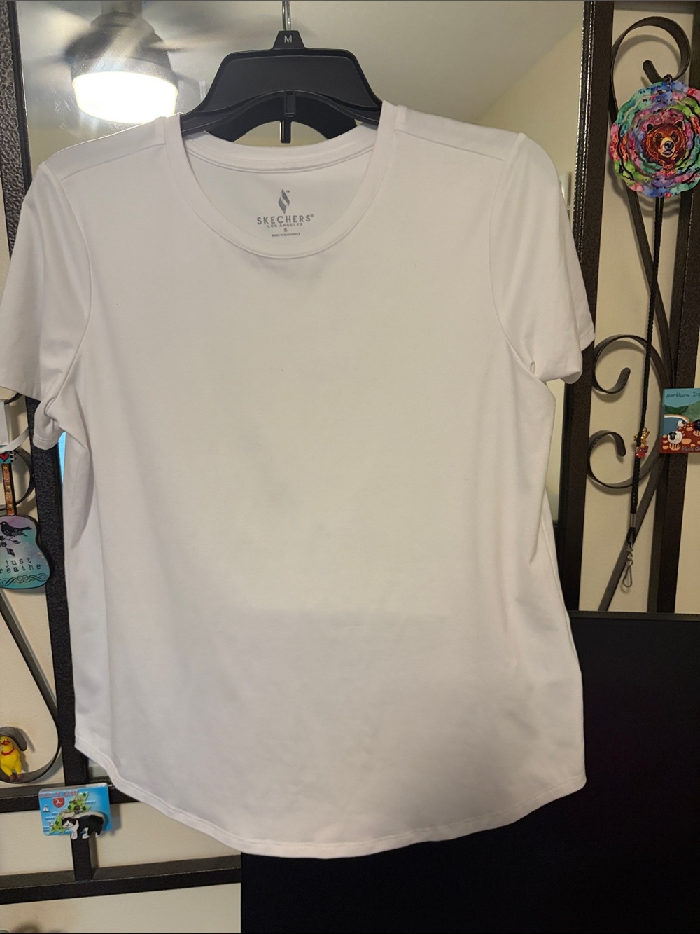 Skechers White Short-Sleeve Crew Neck Tee
